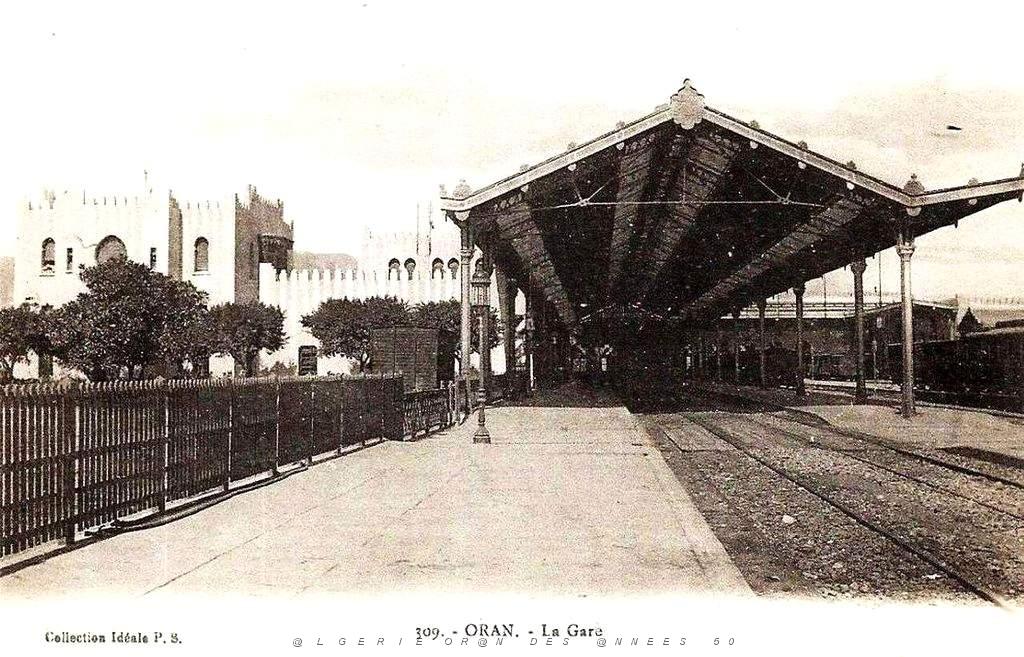 Oran- La Gare PLM interieure- 005.jpg